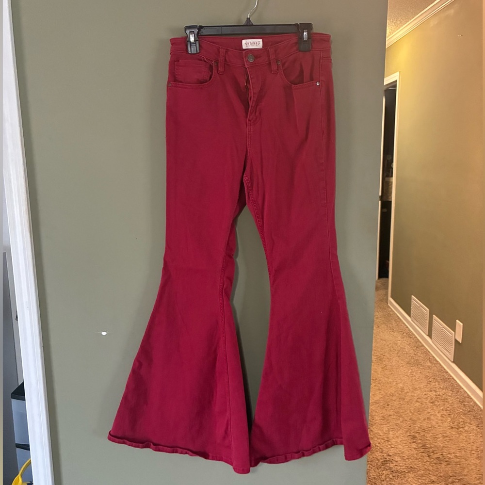 Shyanne Red Super Flare Jeans 31 x 34